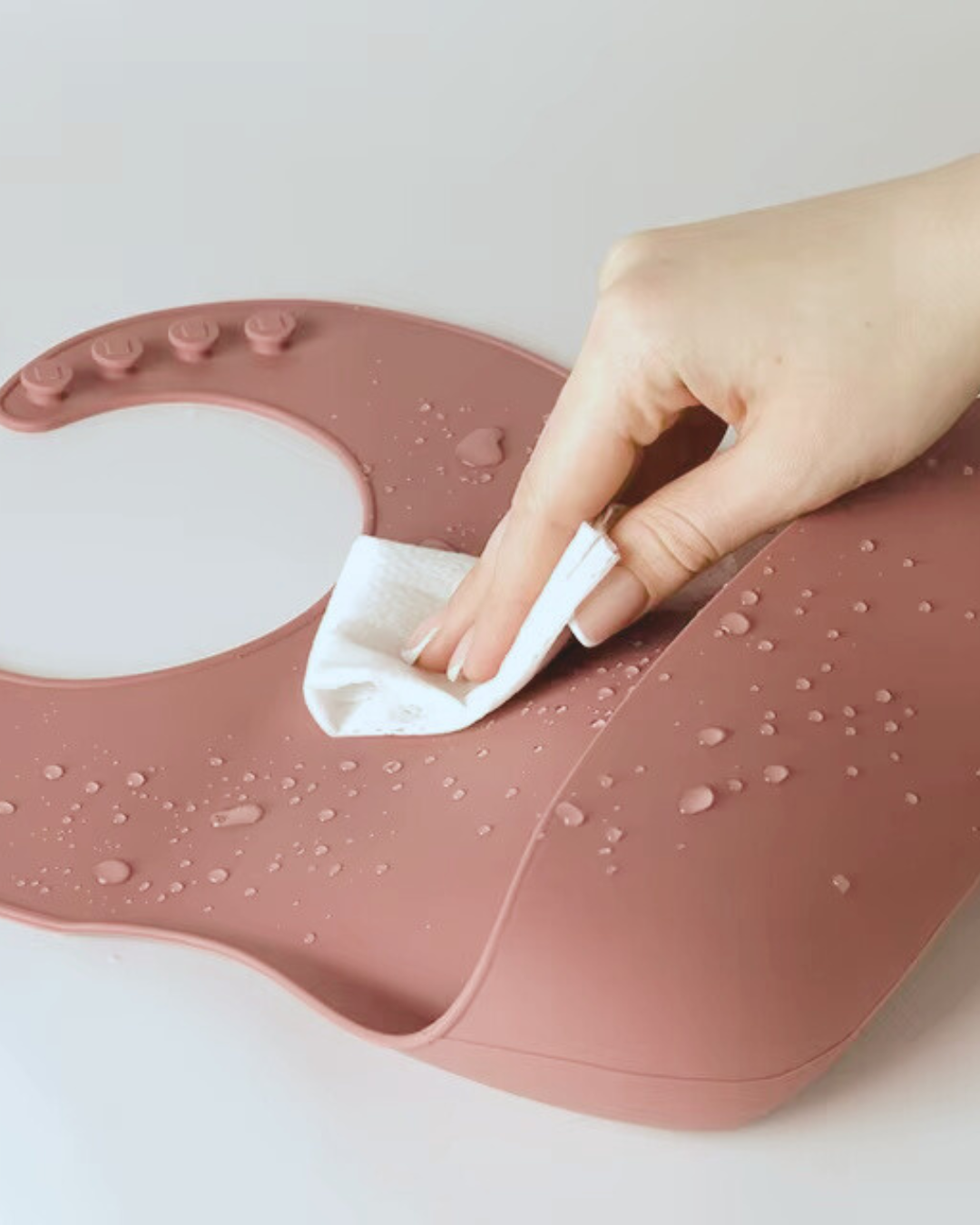 How to Clean Silicone Baby Weaning Products